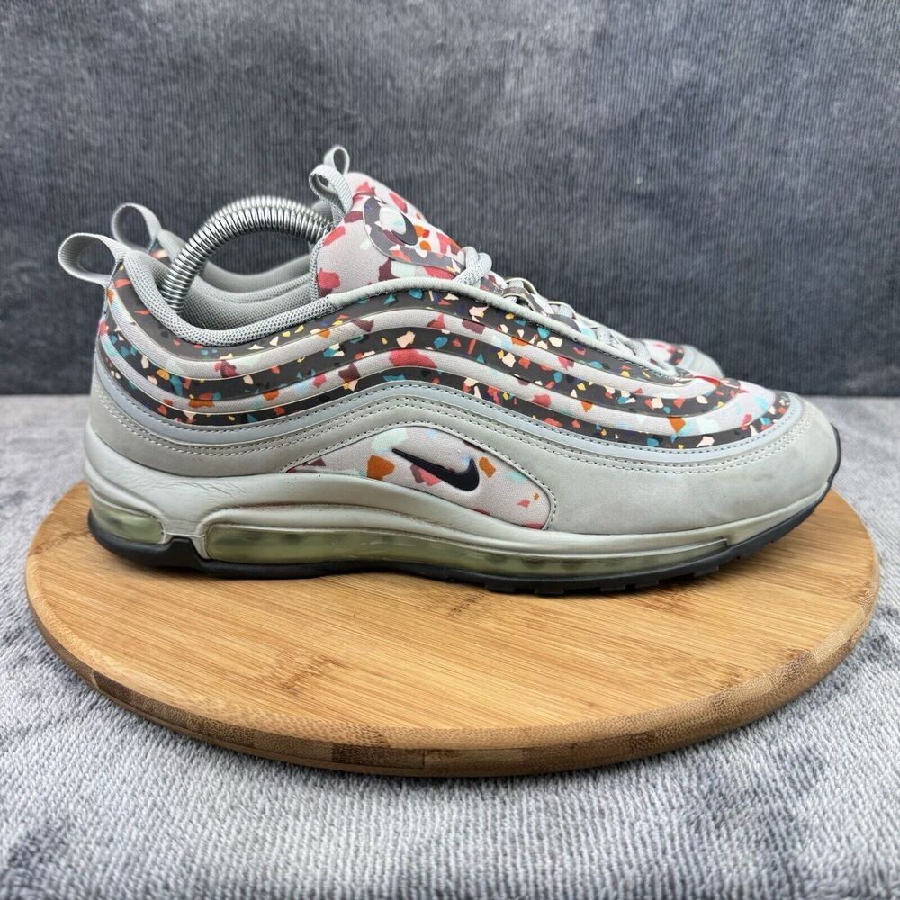 Nike Women's Sneakers - Multicolor and Gray